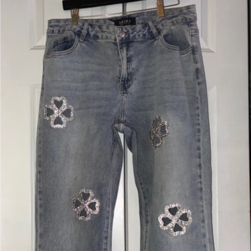 AKIRA Light wash blue Jeans with Crystal Flower Appliqués